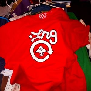 tee shirt